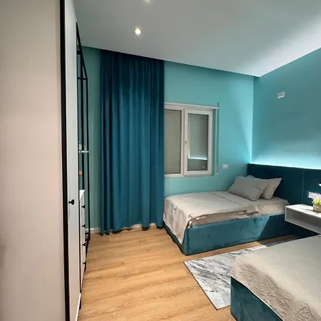Arra's Luxury Vlore